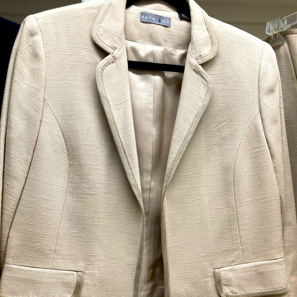 Kate Hill skirt suit. Lined jacket and skirt